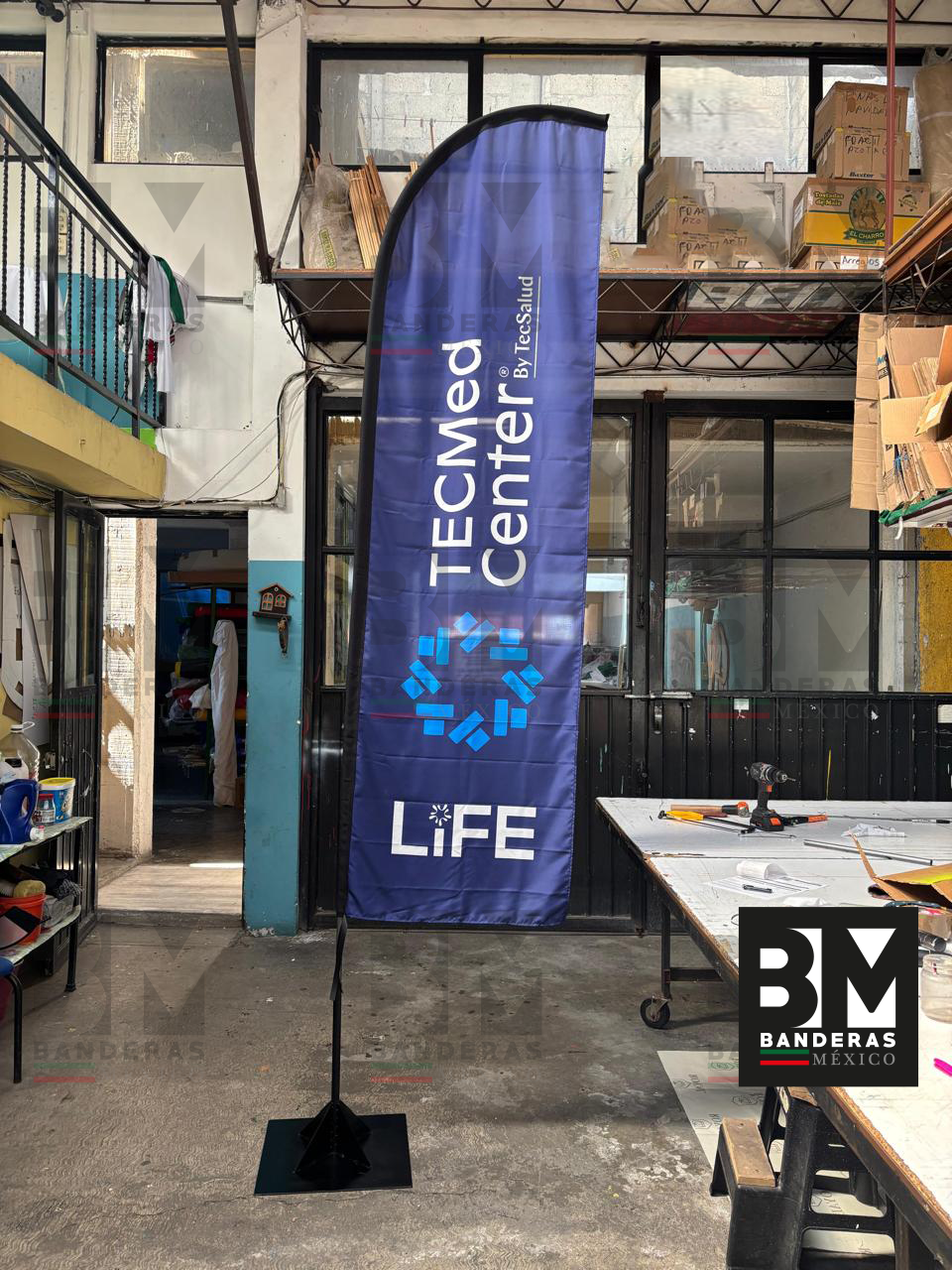 Bandera publicitaria personalizada